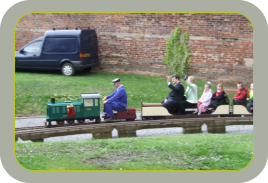 Mayor and Mayoress of Rotherham take a ride behind"Green Dragon"